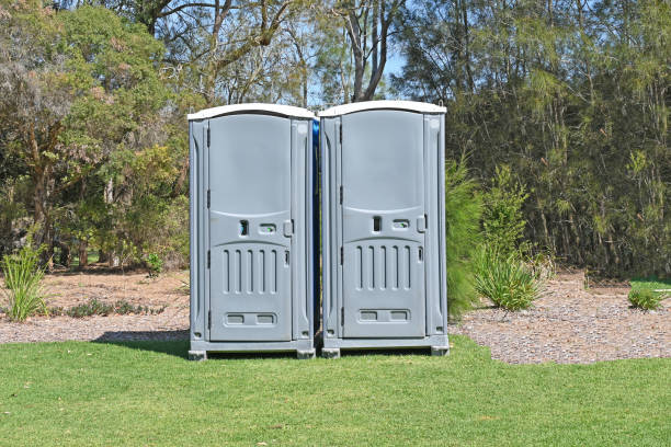 Best Portable Restroom Servicing (Cleaning and Restocking) in Bannockburn, IL