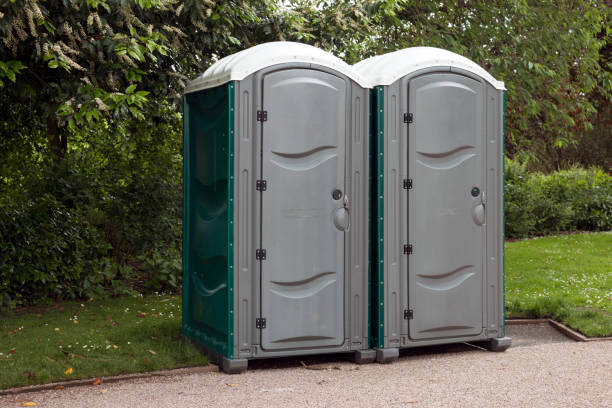 Best Portable Restroom Setup and Delivery in Bannockburn, IL